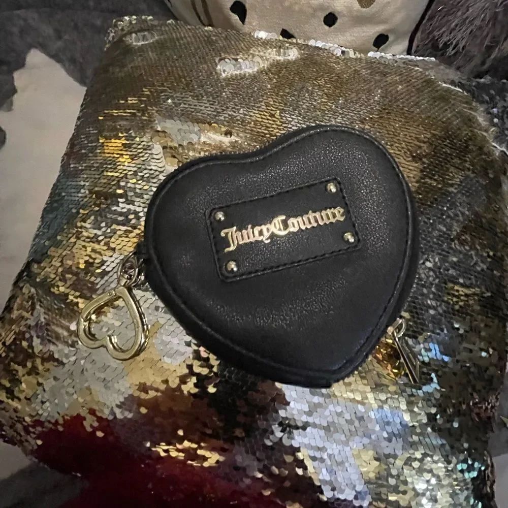 Juicy couture small black leather heart keyring:fob bag charm coin purse